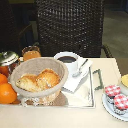 De Flore Szálloda 3*