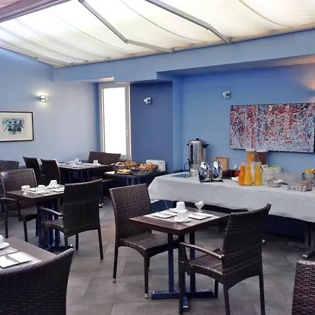 De Flore Otel Saint-Raphaël