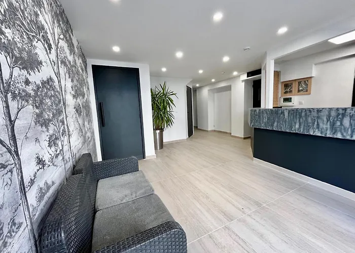 De Flore Отель Сен-Рафаэль