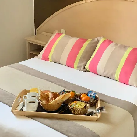 花神酒店 3* Saint-Raphaël
