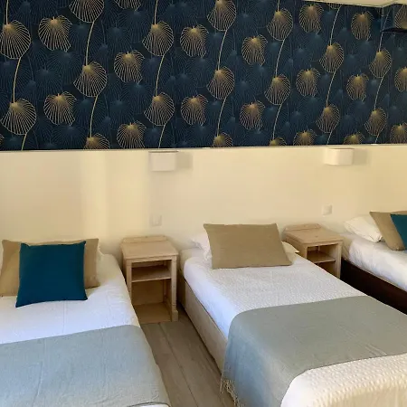 ホテル オテル ド フロール Saint-Raphaël