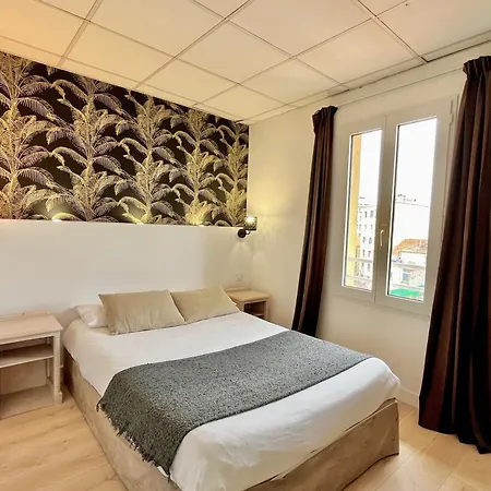 Hotel De Flore Saint-Raphael (Var)