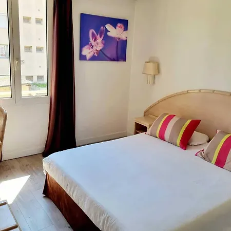 Hotel De Flore